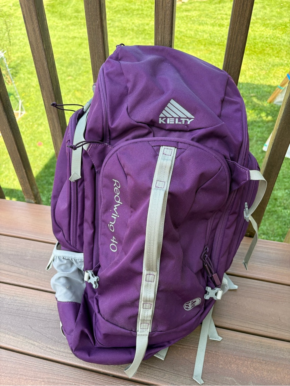 Kelty Redwing 40L Backpack - Purple